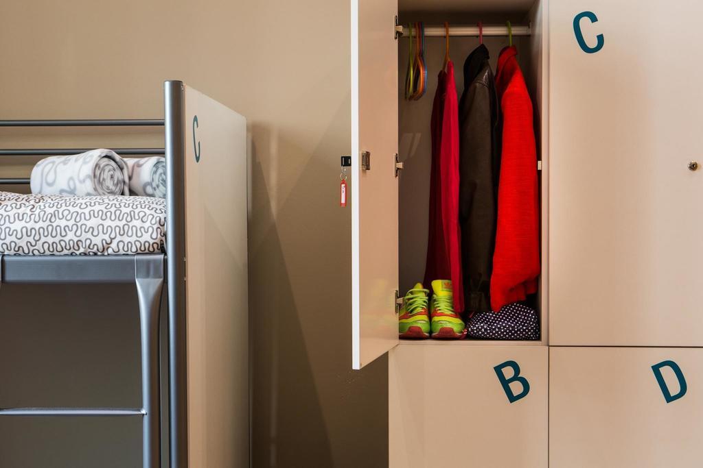 Born (adults Only) Albergue