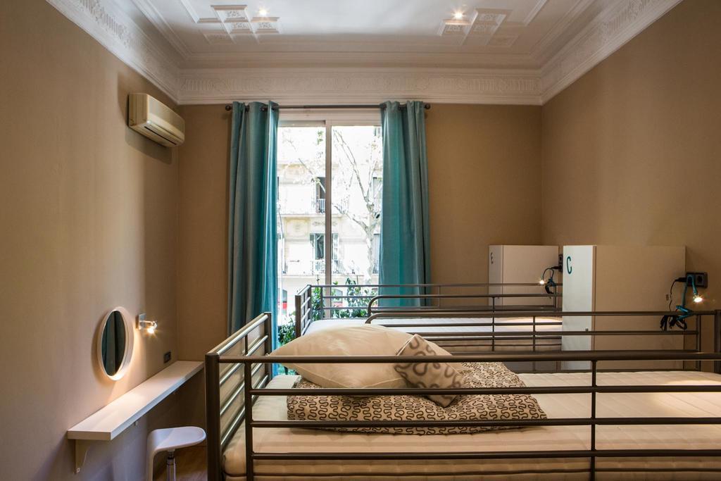 Born (adults Only) Auberge de jeunesse *